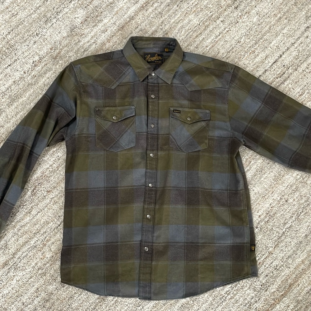 Howler Brothers shirt. Dark black, with dark green and dark blue accents.